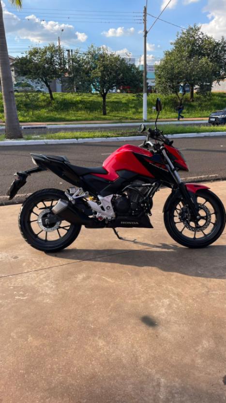 HONDA CB 300 F Twister FLEX CBS, Foto 6