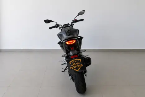 HONDA CB 300 F Twister FLEX CBS, Foto 3