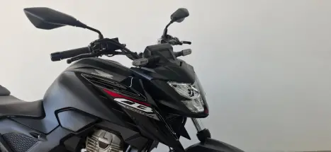 HONDA CB 300 F Twister FLEX CBS, Foto 4