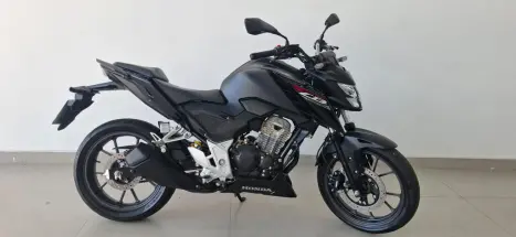 HONDA CB 300 F Twister FLEX CBS, Foto 5