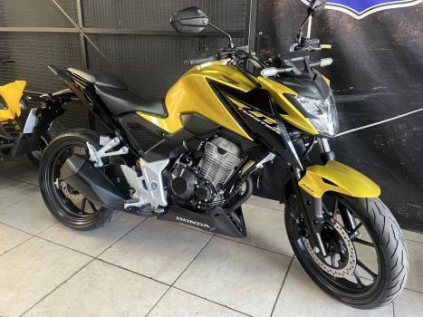 HONDA CB 300 F Twister FLEX ABS, Foto 2