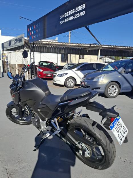 HONDA CB 300 F Twister FLEX CBS, Foto 2