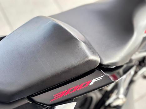 HONDA CB 300 F Twister FLEX ABS, Foto 5