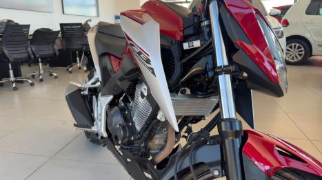HONDA CB 300 F Twister FLEX ABS, Foto 2