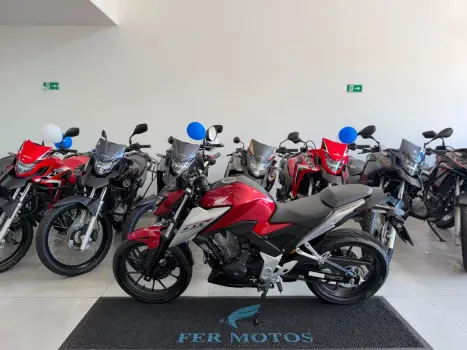 HONDA CB 300 F Twister FLEX ABS, Foto 4
