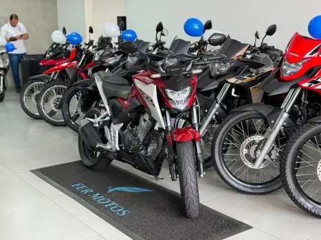 HONDA CB 300 F Twister FLEX ABS, Foto 2