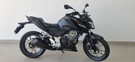 HONDA CB 300 F Twister FLEX ABS, Foto 1