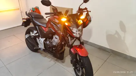HONDA CB 300 F Twister FLEX ABS, Foto 2