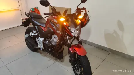 HONDA CB 300 F Twister FLEX ABS, Foto 3