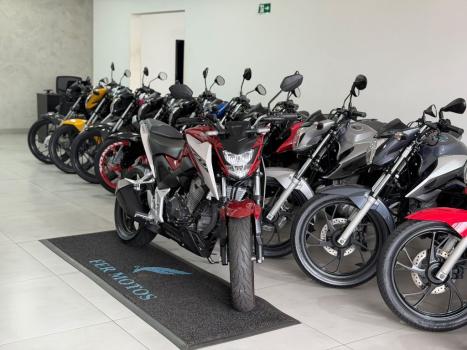 HONDA CB 300 F Twister FLEX CBS, Foto 2