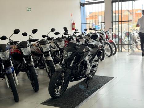 HONDA CB 300 F Twister FLEX CBS, Foto 3
