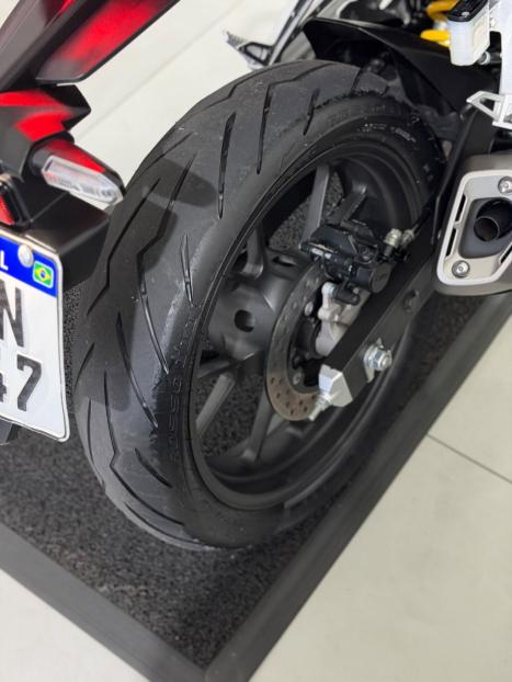 HONDA CB 300 F Twister FLEX CBS, Foto 9