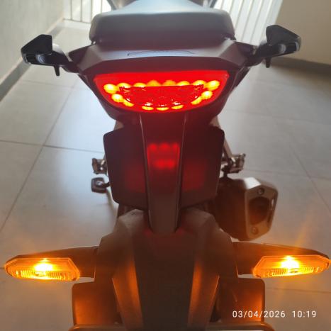 HONDA CB 300 R ABS, Foto 2