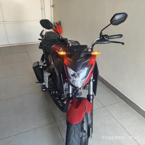 HONDA CB 300 R ABS, Foto 4