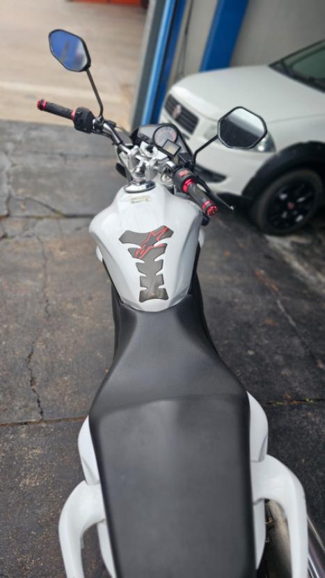HONDA CB 300 R FLEX, Foto 3