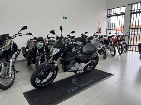 HONDA CB 300 R STD, Foto 4