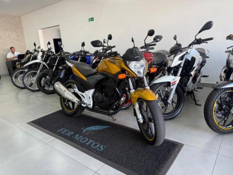 HONDA CB 300 R STD, Foto 2 HONDA CB 300 R STD, Foto 2