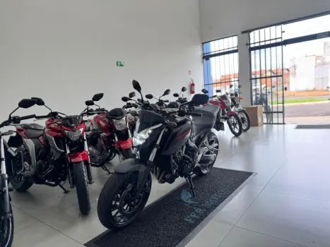 HONDA CB 650 F , Foto 3