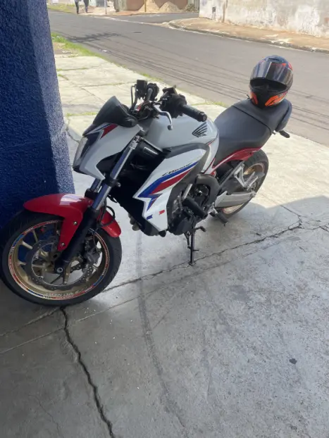 HONDA CB 650 F ABS, Foto 8