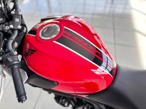HONDA CB 650 F ABS, Foto 4