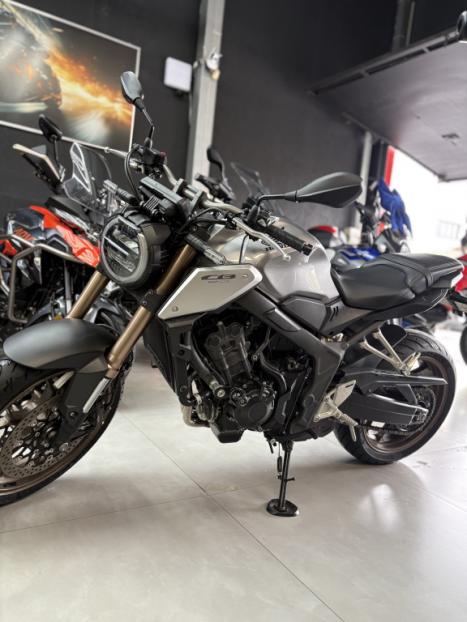 HONDA CB 650 R ABS, Foto 4