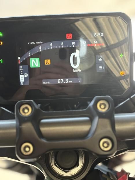 HONDA CB 650 R ABS, Foto 4