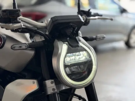 HONDA CBR 1000 F, Foto 9