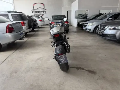 HONDA CBR 1000 F, Foto 5