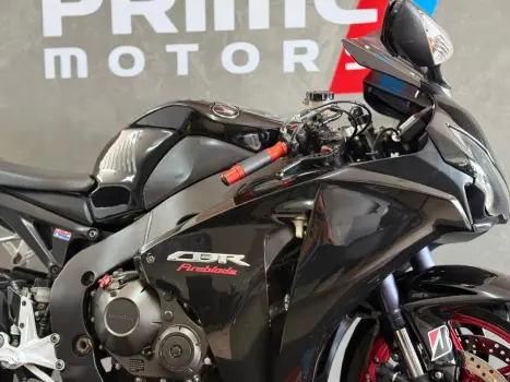 HONDA CBR 1000 RR FIRE BLADE, Foto 13