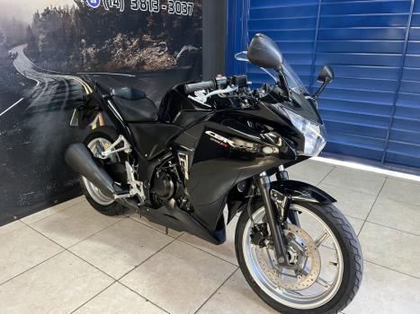 HONDA CBR 250 R, Foto 3