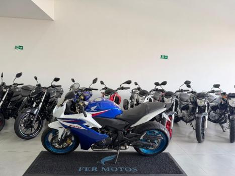 HONDA CBR 600 F , Foto 4