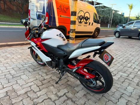 HONDA CBR 600 F , Foto 3