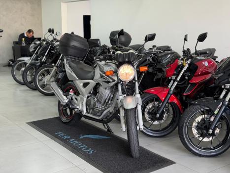 HONDA CBX Twister 250 , Foto 2