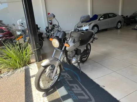 HONDA CG 150 TITAN ES, Foto 2