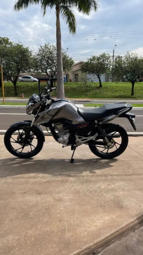 HONDA CG 160 FAN, Foto 3
