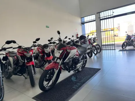 HONDA CG 160 TITAN, Foto 3