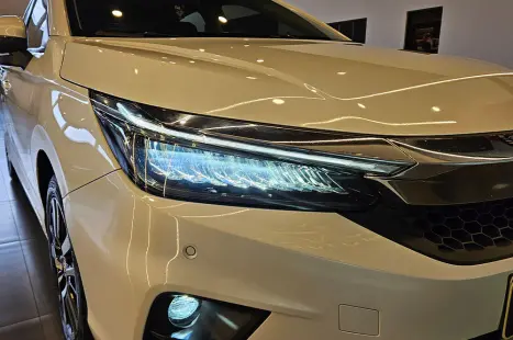 HONDA City Hatch 1.5 16V 4P FLEX TOURING AUTOM�TICO CVT, Foto 10