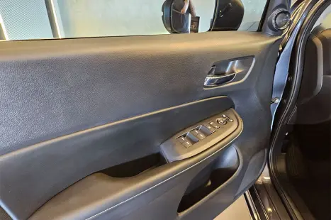 HONDA City Hatch 1.5 16V 4P FLEX TOURING AUTOM�TICO CVT, Foto 13