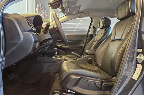 HONDA City Hatch 1.5 16V 4P FLEX TOURING AUTOM�TICO CVT, Foto 14