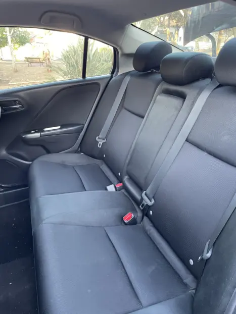 HONDA City Sedan 1.5 16V 4P EX FLEX AUTOMÁTICO, Foto 5 HONDA City Sedan 1.5 16V 4P EX FLEX AUTOMÁTICO, Foto 5