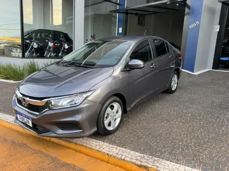 HONDA City Sedan , Foto 2
