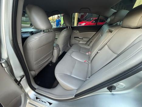HONDA Civic 1.8 16V 4P FLEX LXS AUTOMTICO, Foto 8
