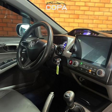 HONDA Civic 1.8 16V 4P FLEX LXS, Foto 17