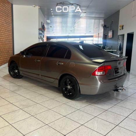 HONDA Civic 1.8 16V 4P FLEX LXS, Foto 18