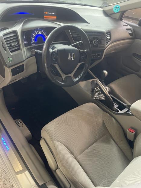 HONDA Civic 1.8 16V 4P FLEX LXS, Foto 2