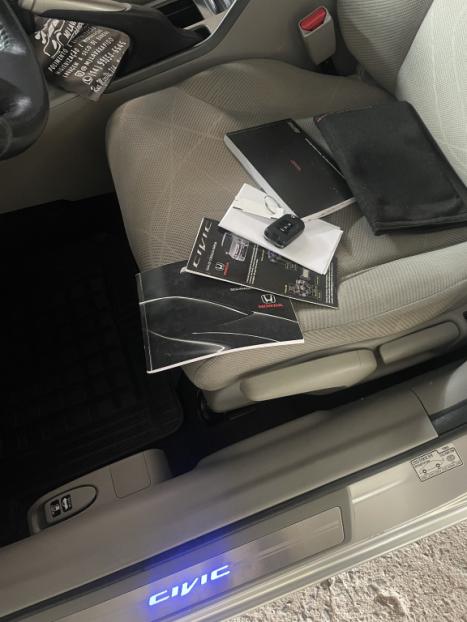 HONDA Civic 1.8 16V 4P FLEX LXS, Foto 4