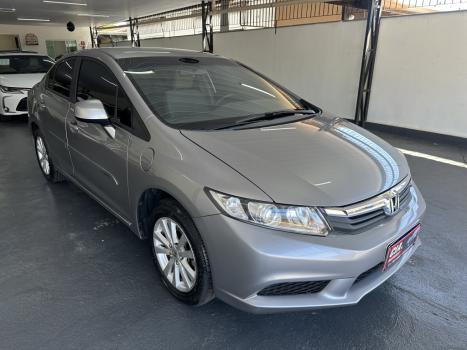 HONDA Civic 1.8 16V 4P FLEX LXS AUTOM�TICO, Foto 2