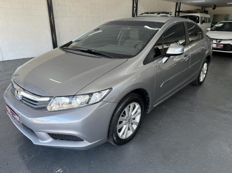 HONDA Civic 1.8 16V 4P FLEX LXS AUTOM�TICO, Foto 4