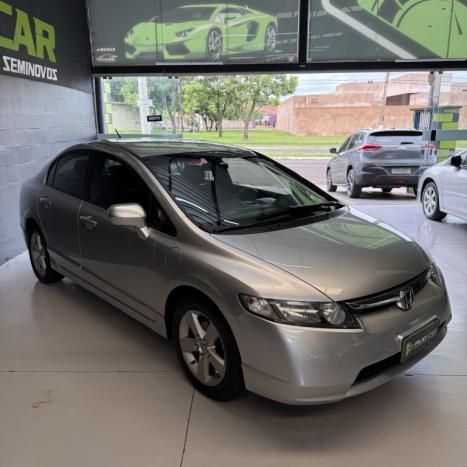 HONDA Civic 1.8 16V 4P FLEX LXS AUTOM�TICO, Foto 3