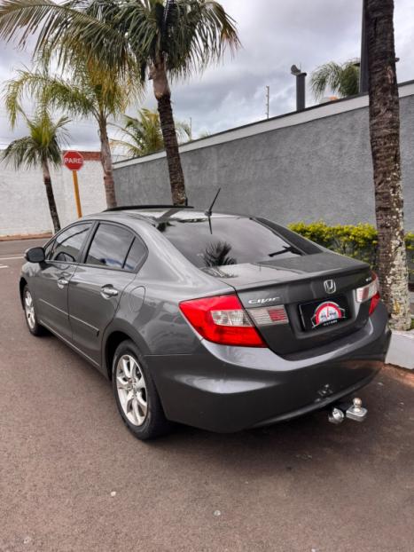 HONDA Civic 1.8 16V 4P FLEX EXS AUTOM�TICO, Foto 4